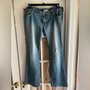regular boot cut jeans, old navy & great condition